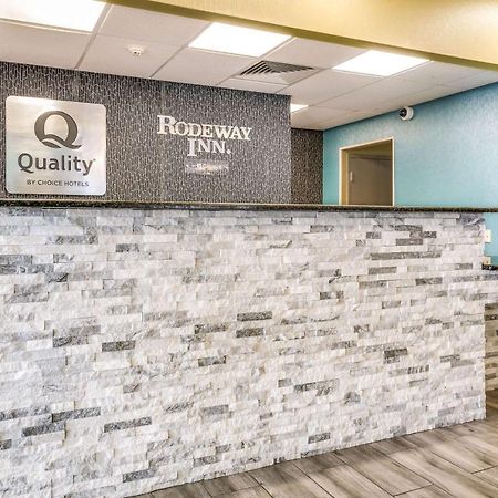 Rodeway Inn Poughkeepsie Bagian luar foto