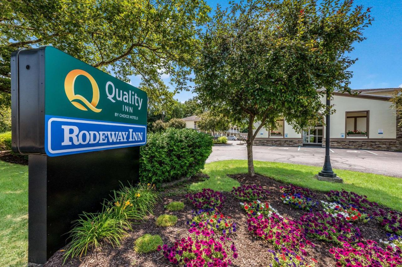 Rodeway Inn Poughkeepsie Bagian luar foto